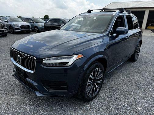 2020 Volvo XC90 T6 Momentum
