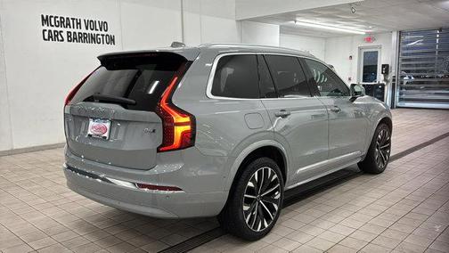 2025 Volvo XC90 B6 Plus 7-Seater