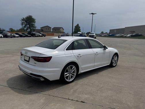 2023 Audi A4 45 S line Premium Plus