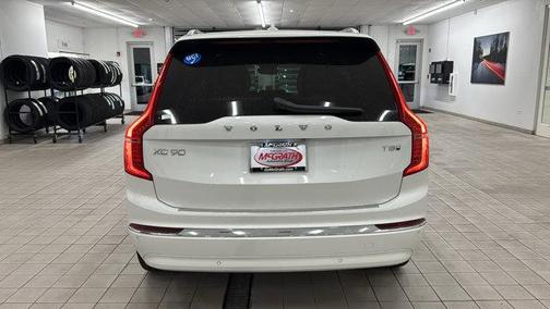 2025 Volvo XC90 Plug-In Hybrid T8 Ultra 7-Seater