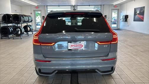 Thunder Grey Metallic 2024 Volvo XC60 B5 Plus Dark Theme