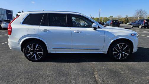 2023 Volvo XC90 B6 Plus 7-Seater