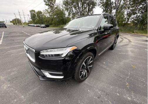 Onyx Black Metallic 2024 Volvo XC90 B6 Plus Bright Theme 6-Seater