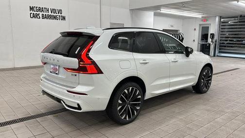 2026 Volvo XC60 B5 Ultra