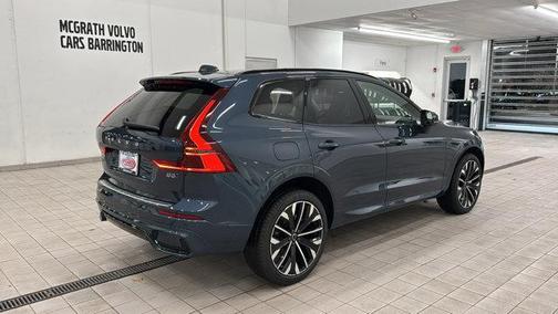2026 Volvo XC60 B5 Ultra