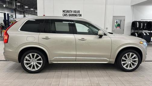 2017 Volvo XC90 T6 Inscription