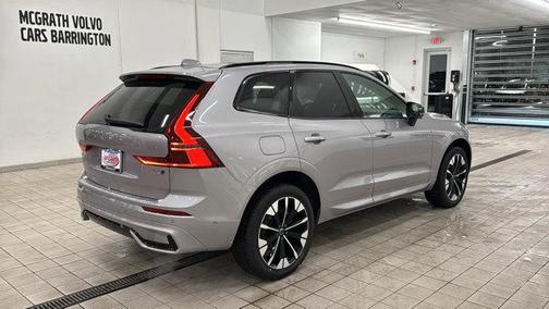 2026 Volvo XC60 B5 Plus