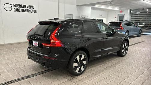 2025 Volvo XC60 Plug-In Hybrid Plus