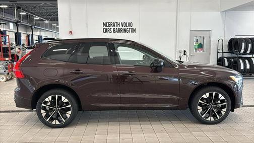 Mulberry Metallic 2026 Volvo XC60 B5 Plus
