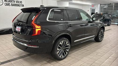 2025 Volvo XC90 B6 Ultra