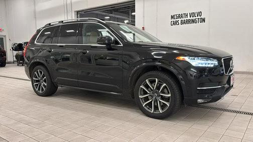 2017 Volvo XC90 T6 Momentum