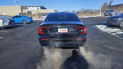 2023 Volvo S60 Recharge Plug-In Hybrid T8 Plus Black Edition