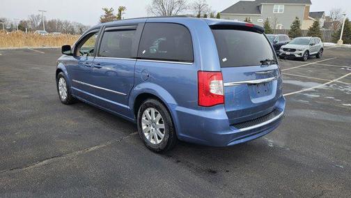 2011 Chrysler Town & Country Touring-L