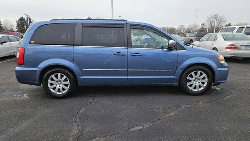 2011 Chrysler Town & Country Touring-L