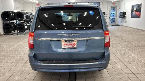 2011 Chrysler Town & Country Touring-L