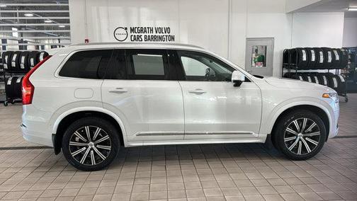 2023 Volvo XC90 B5 Plus