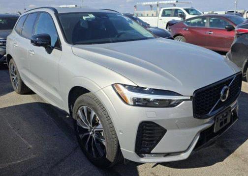 Silver Dawn Metallic 2025 Volvo XC60 B5 Plus