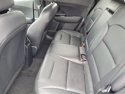 2022 Kia Niro Touring SE
