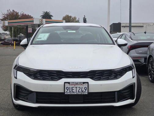 2025 Kia K5 LXS