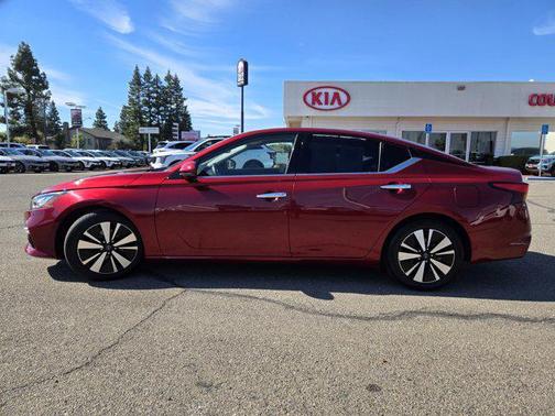 2019 Nissan Altima 2.5 SV