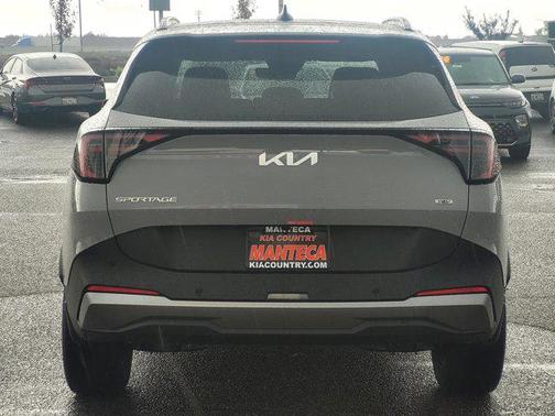 2026 Kia Sportage Hybrid EX