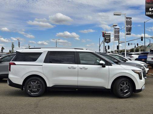 2026 Kia Carnival Hybrid EX