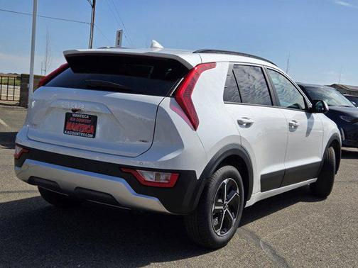 2025 Kia Niro EX