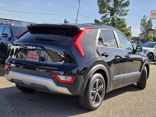 2025 Kia Niro Plug-In Hybrid EX