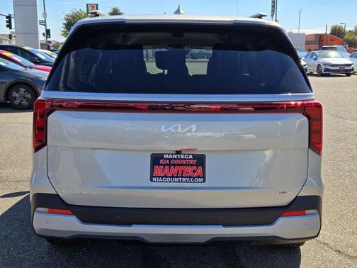 2026 Kia Carnival Hybrid EX