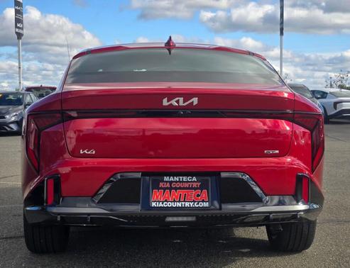 2025 Kia K4 GT-Line
