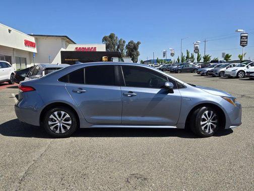 2020 Toyota Corolla Hybrid LE