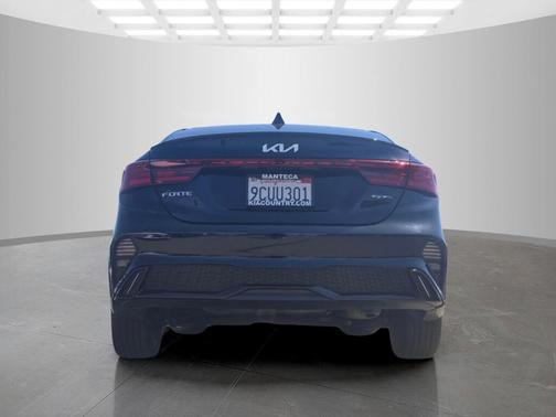 Aurora Black 2023 Kia Forte GT-Line