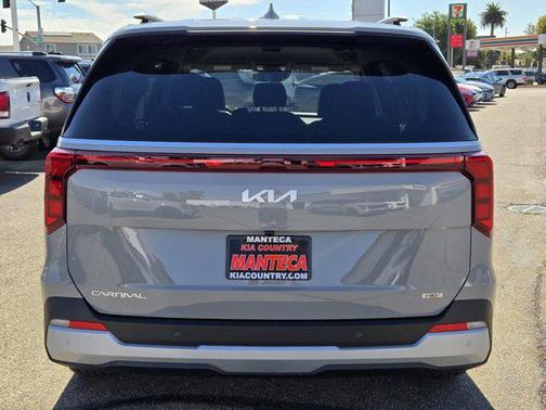 2026 Kia Carnival Hybrid EX