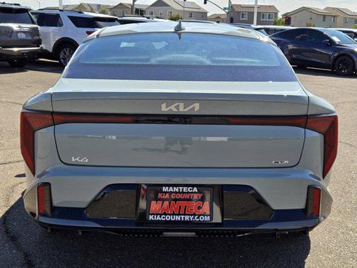 2025 Kia K4 GT-Line
