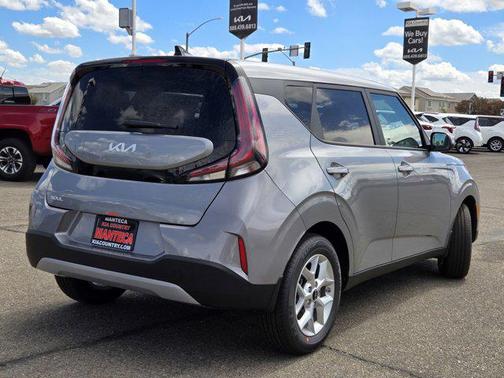 2025 Kia Soul LX