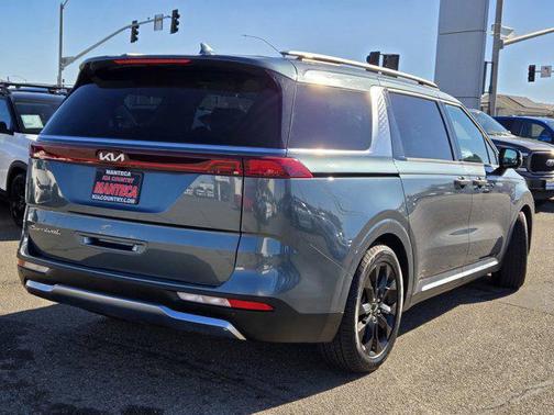 2022 Kia Carnival SX Prestige