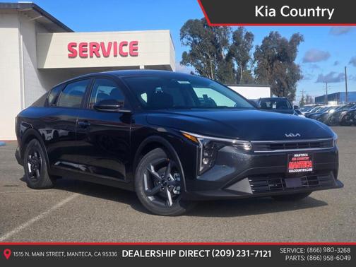 2026 Kia K4 LXS