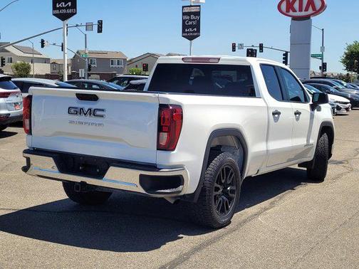 2023 GMC Sierra 1500 Pro