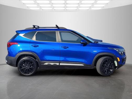 2022 Kia Seltos Nightfall