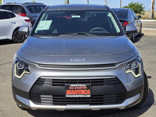 2023 Kia Niro LX
