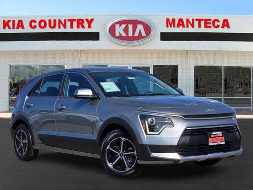 2023 Kia Niro LX