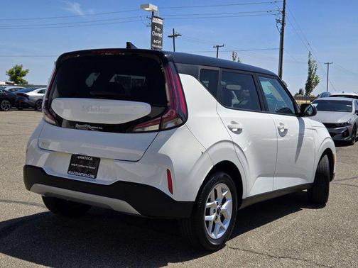 2023 Kia Soul S
