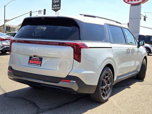 2025 Kia Carnival SX Prestige