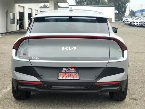 2025 Kia EV6 Light Long Range