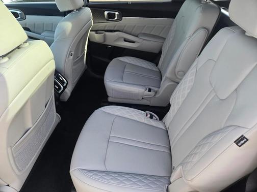 2026 Kia Sorento Hybrid SX Prestige