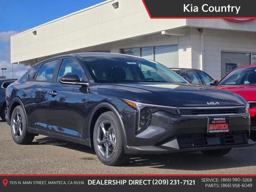 2026 Kia K4 LXS