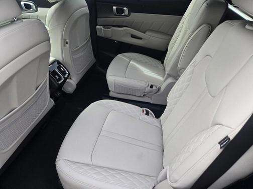 2026 Kia Sorento Hybrid SX Prestige