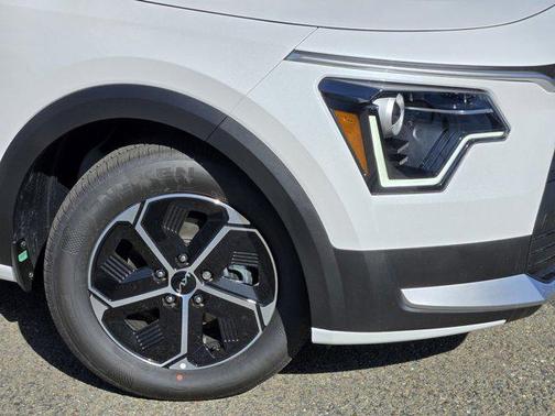 2025 Kia Niro Plug-In Hybrid EX