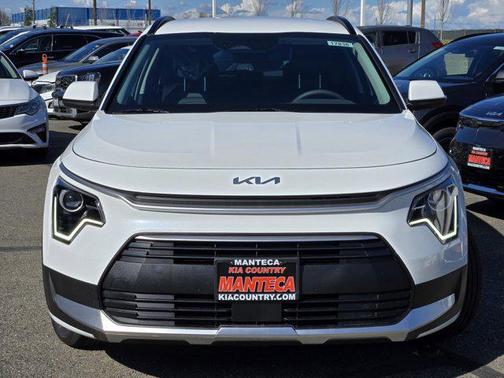 2025 Kia Niro Plug-In Hybrid EX