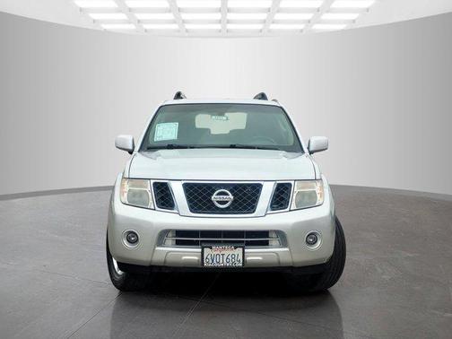 2012 Nissan Pathfinder SV
